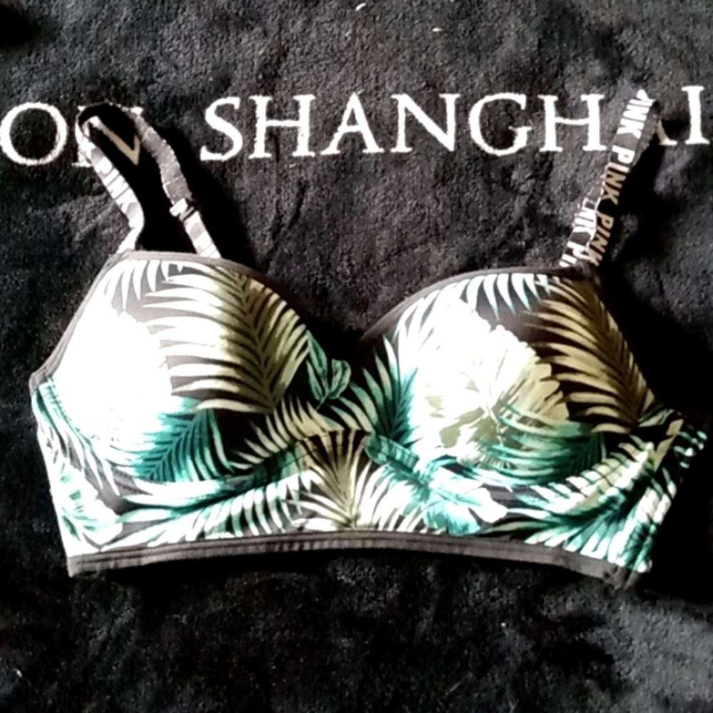 Victoria Secret sports bra